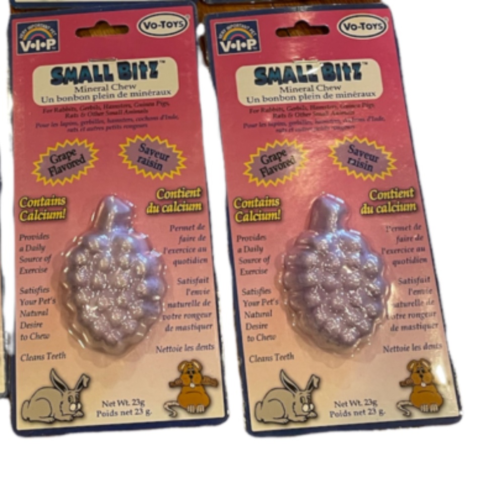 X's 2 Vo-Toys Small Animal Mineral Block Chew Dental